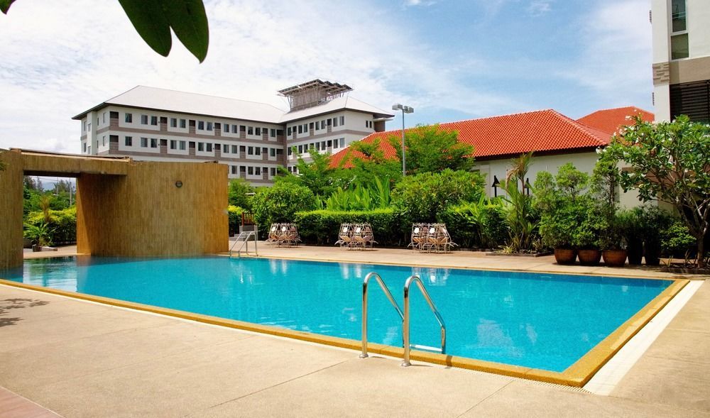 J. Park Hotel Csonburi Kültér fotó