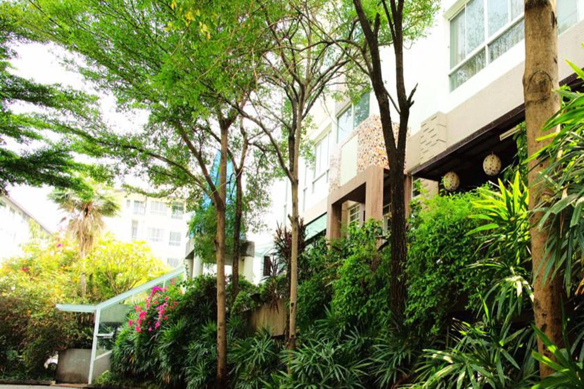 J. Park Hotel Csonburi Kültér fotó